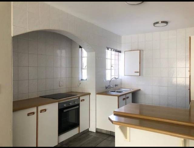 2 BEDROOM APARTMENT FOR SALE IN LAMBTON